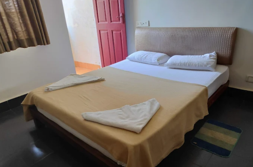 1 x DELUXE ROOM with BALCONY